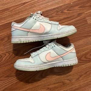 Nike dunk low - Easter women’s size 9.5